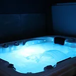 Althéa, De Charme Et Bien