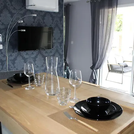 Althea, De Charme Et Bien Etre * 丰特奈勒孔特